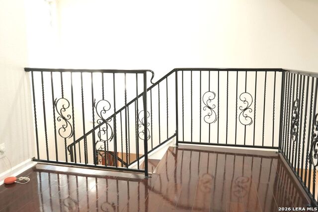 Image 23 of 32 For 3402 Tree Hill