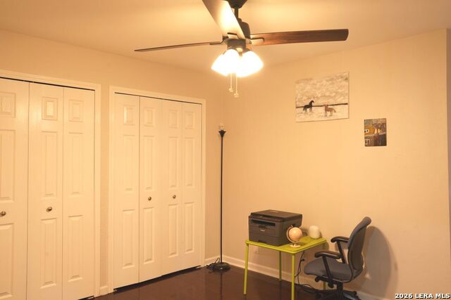 Image 24 of 32 For 3402 Tree Hill