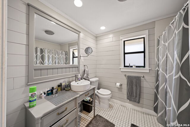 Listing photo id 15 for 1911 Palace  