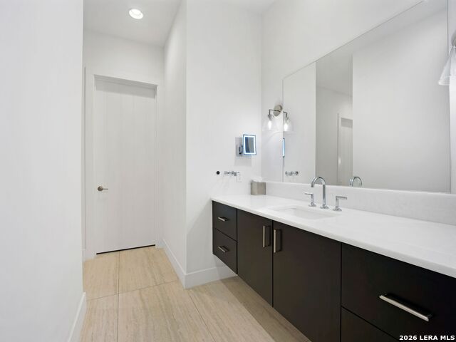 Image 17 of 43 For 2 Via Aragon