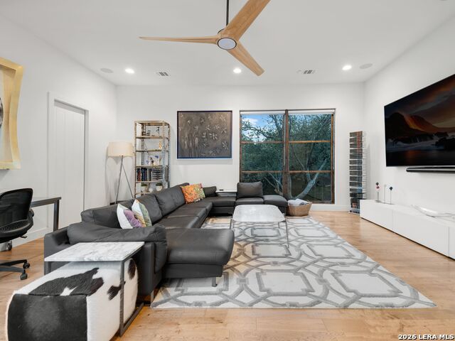 Image 27 of 43 For 2 Via Aragon