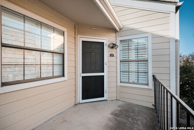 Image 16 of 20 For 11610 Vance Jackson  414