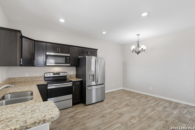 Image 4 of 17 For 2943 Ruiz  