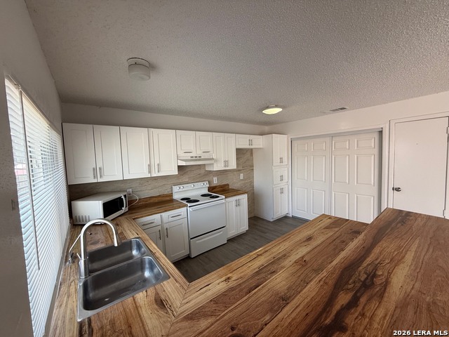 Image 3 of 13 For 1318 Bayou Dr