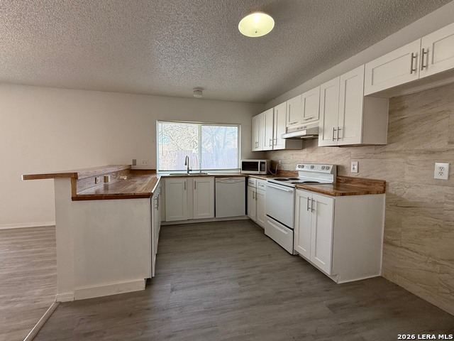 Image 4 of 13 For 1318 Bayou Dr