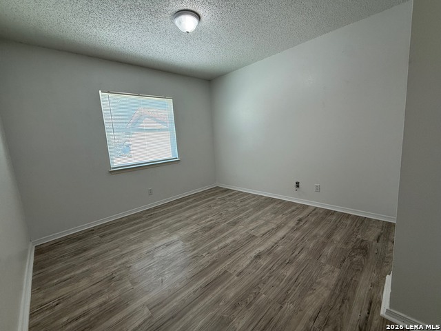 Image 9 of 13 For 1318 Bayou Dr