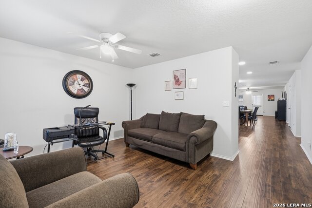 Image 4 of 23 For 9723 Harbor Mist