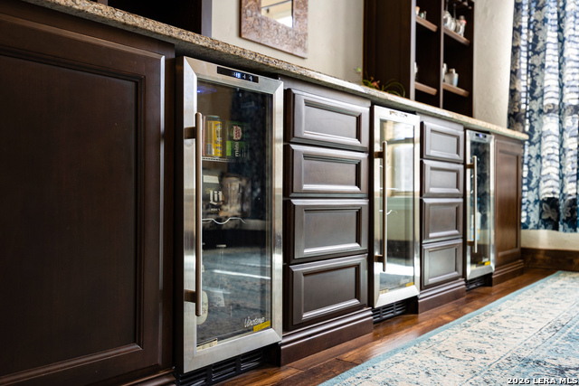 Image 23 of 62 For 499 River Way