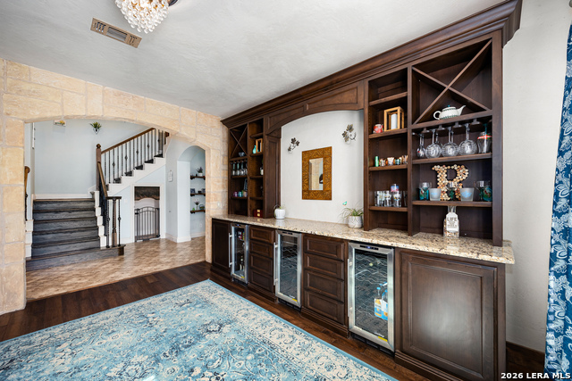 Image 24 of 62 For 499 River Way