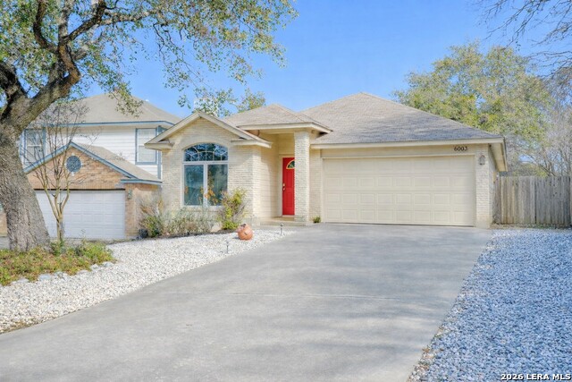 Image 2 of 32 For 6003 Woodway