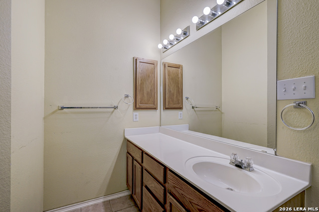 Image 20 of 32 For 6003 Woodway