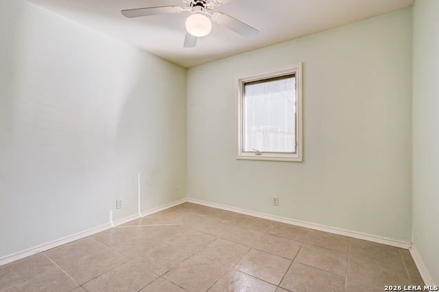 Image 21 of 32 For 6003 Woodway