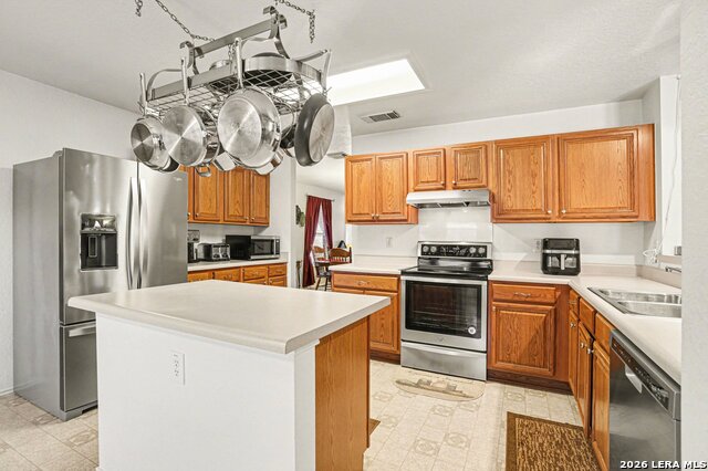 Image 10 of 33 For 133 Springtree Grove