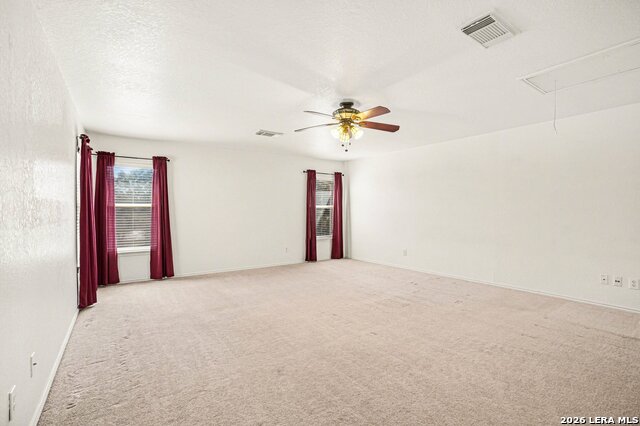 Image 25 of 33 For 133 Springtree Grove