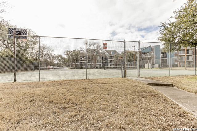 Image 7 of 31 For 13130 Blanco  Apt 1505