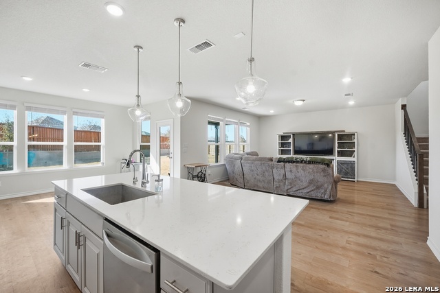 Image 12 of 24 For 4803 Conch Shell