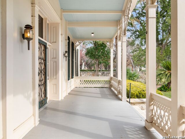 Image 6 of 55 For 231 Washington