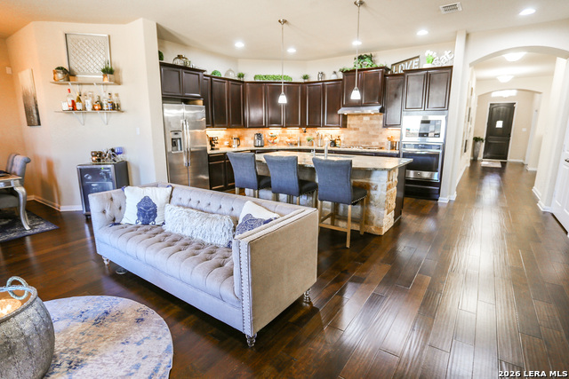 Image 14 of 41 For 12017 Garden Shoot