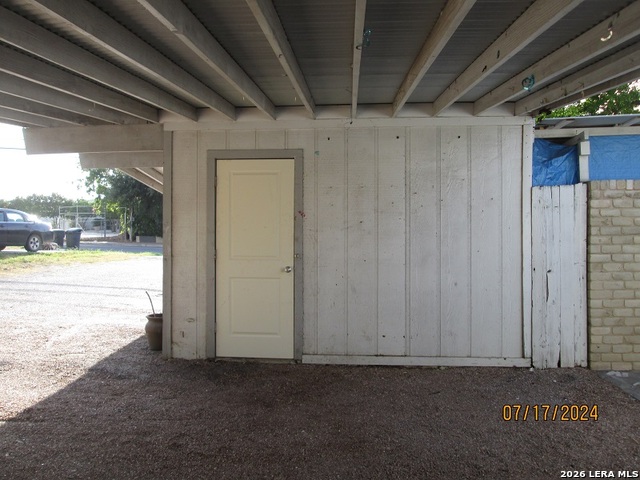 Image 11 of 18 For 4431 Myrna Dr