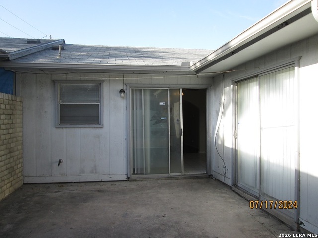 Image 9 of 18 For 4431 Myrna Dr