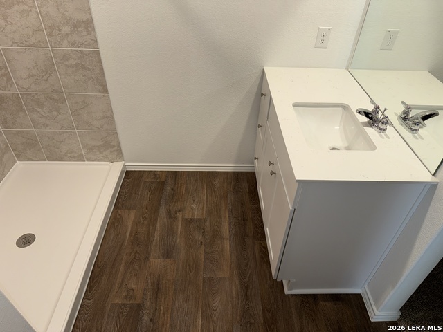 Image 16 of 19 For 4218 Paprika