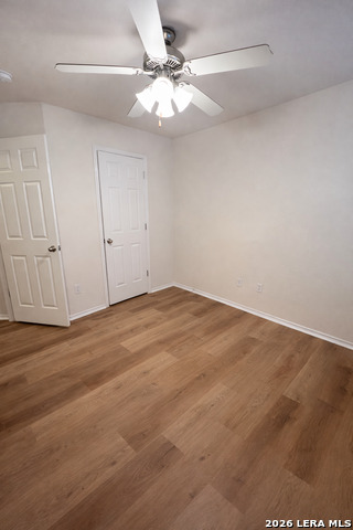 Image 13 of 19 For 10354 Oakwood Crest