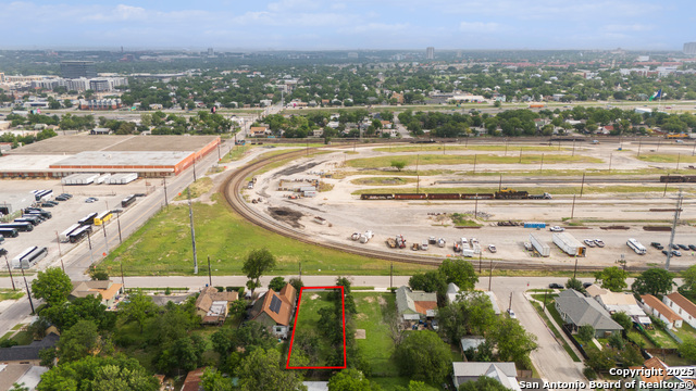 Image 10 of 11 For 620 Sherman  