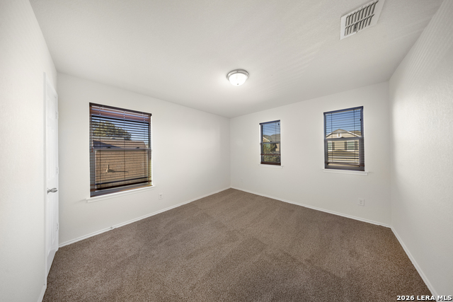 Image 17 of 27 For 1402 Bluejay Court