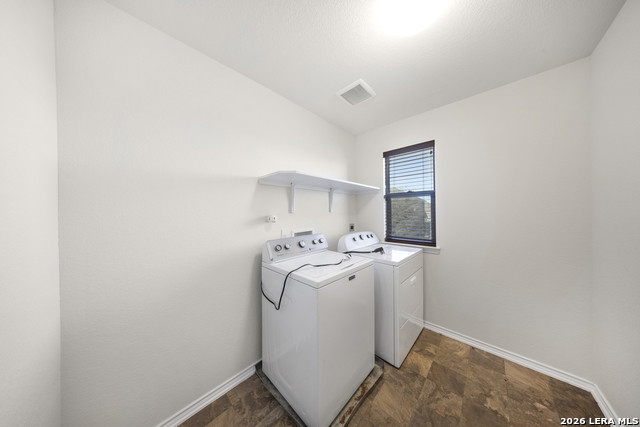 Image 20 of 27 For 1402 Bluejay Court