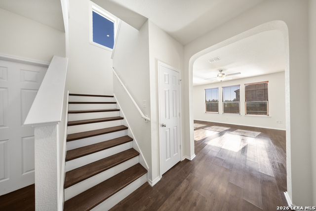 Image 6 of 27 For 1402 Bluejay Court