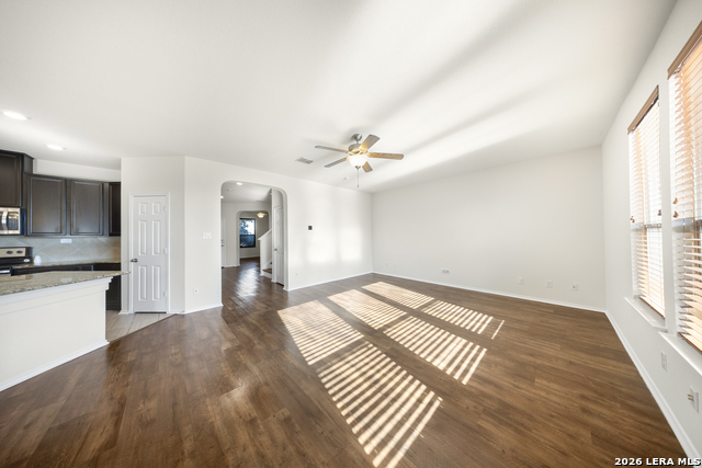 Image 7 of 27 For 1402 Bluejay Court