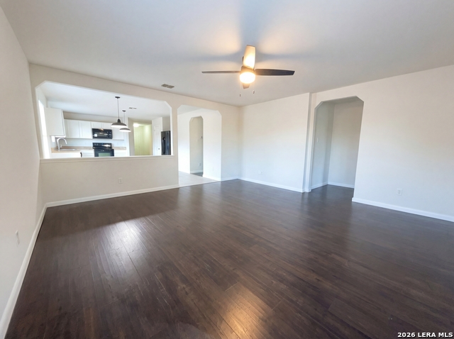 Image 15 of 16 For 16114 Julep Chase