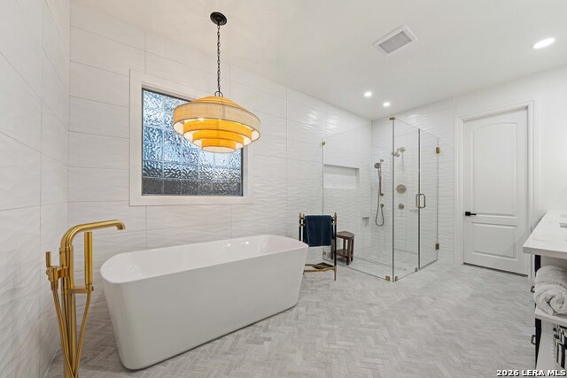 Image 31 of 40 For 407 Burr Rd  