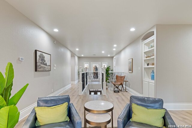 Image 35 of 40 For 407 Burr Rd  