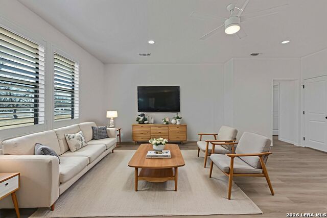 Image 12 of 50 For 16282 Fm 472