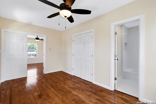 Image 9 of 46 For 834 W Russell Pl