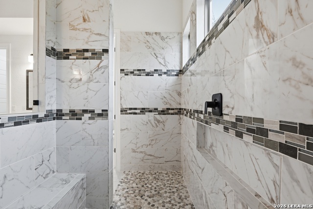 Image 17 of 36 For 412 Havasu  