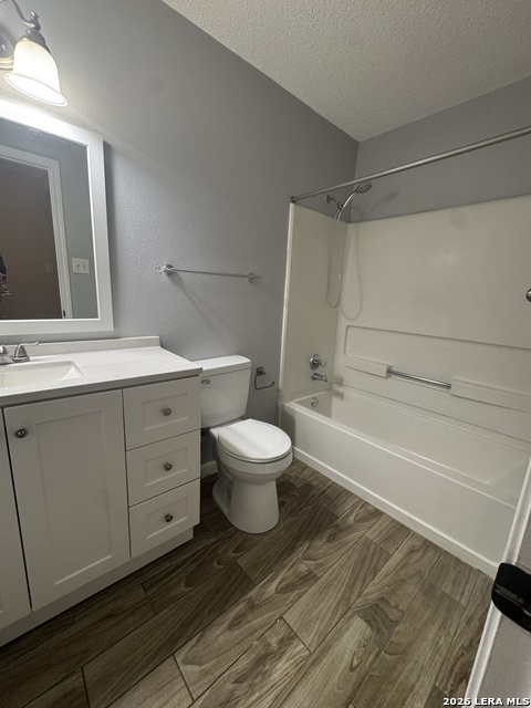 Image 14 of 20 For 9967 Alexa  