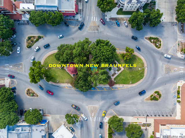 Image 38 of 43 For 208 Lowman  