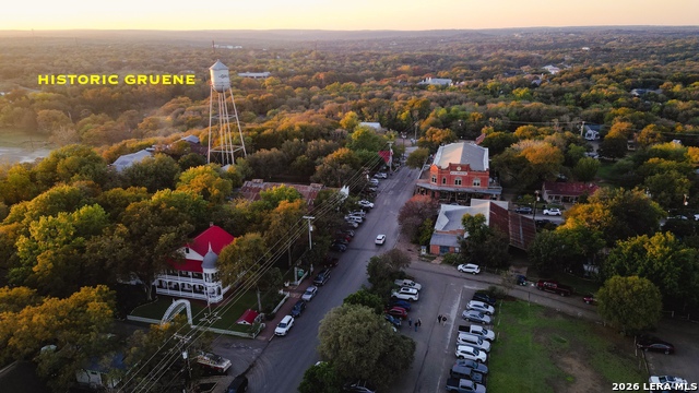 Image 40 of 43 For 208 Lowman  