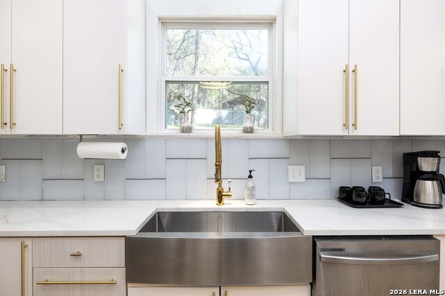 Image 8 of 29 For 9263 Cinchona Trl