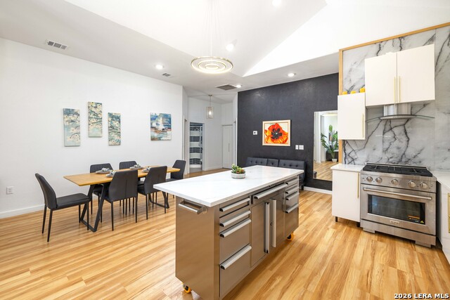 Image 9 of 29 For 9263 Cinchona Trl