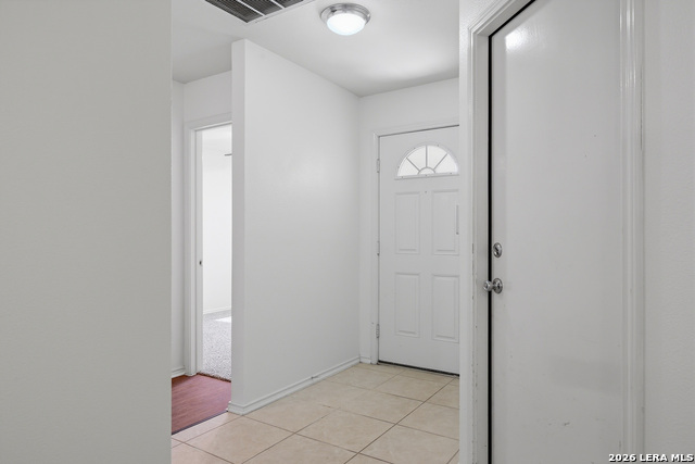 Image 2 of 36 For 6619 Chasethorn