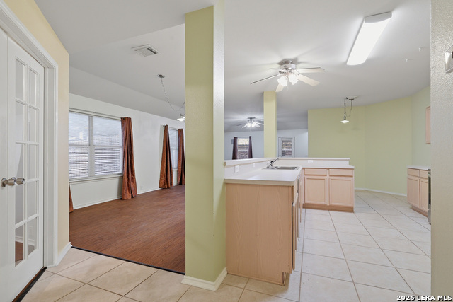 Image 3 of 36 For 6619 Chasethorn