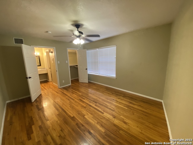 Image 7 of 9 For 211 Natalen Ave  204