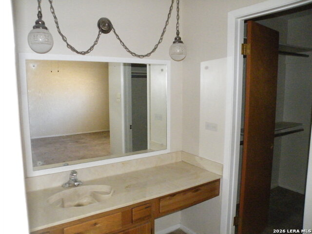 Image 23 of 33 For 1420 Pams Path