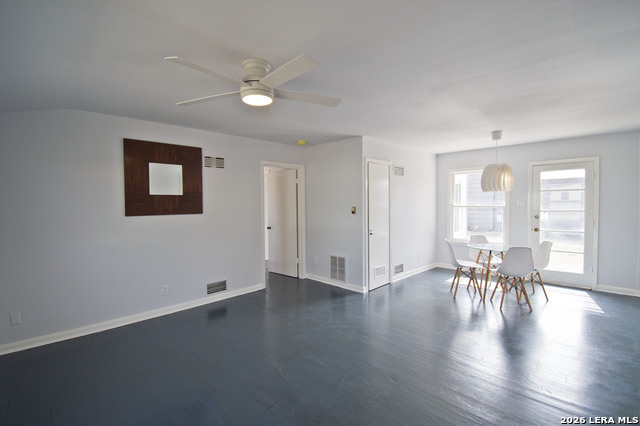 Image 3 of 32 For 602 Sacramento