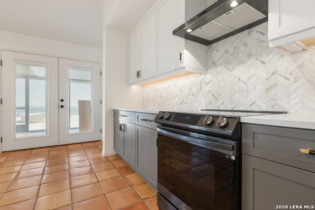 Image 14 of 50 For 26938 Karsch