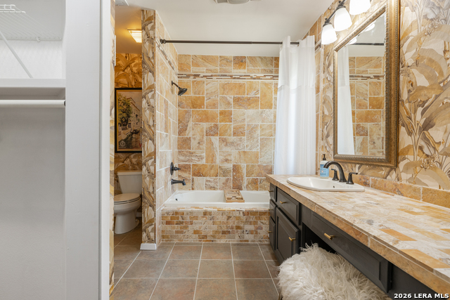 Image 17 of 50 For 26938 Karsch