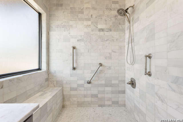 Image 32 of 50 For 26938 Karsch